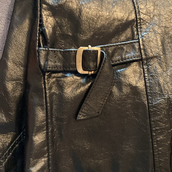 Women’s Vintage Leather Jacket - Picture 8 of 12